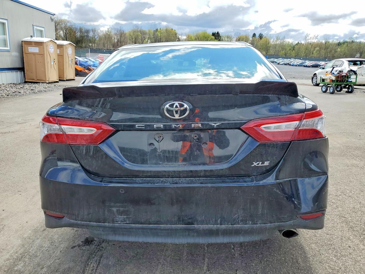 2018 TOYOTA CAMRY