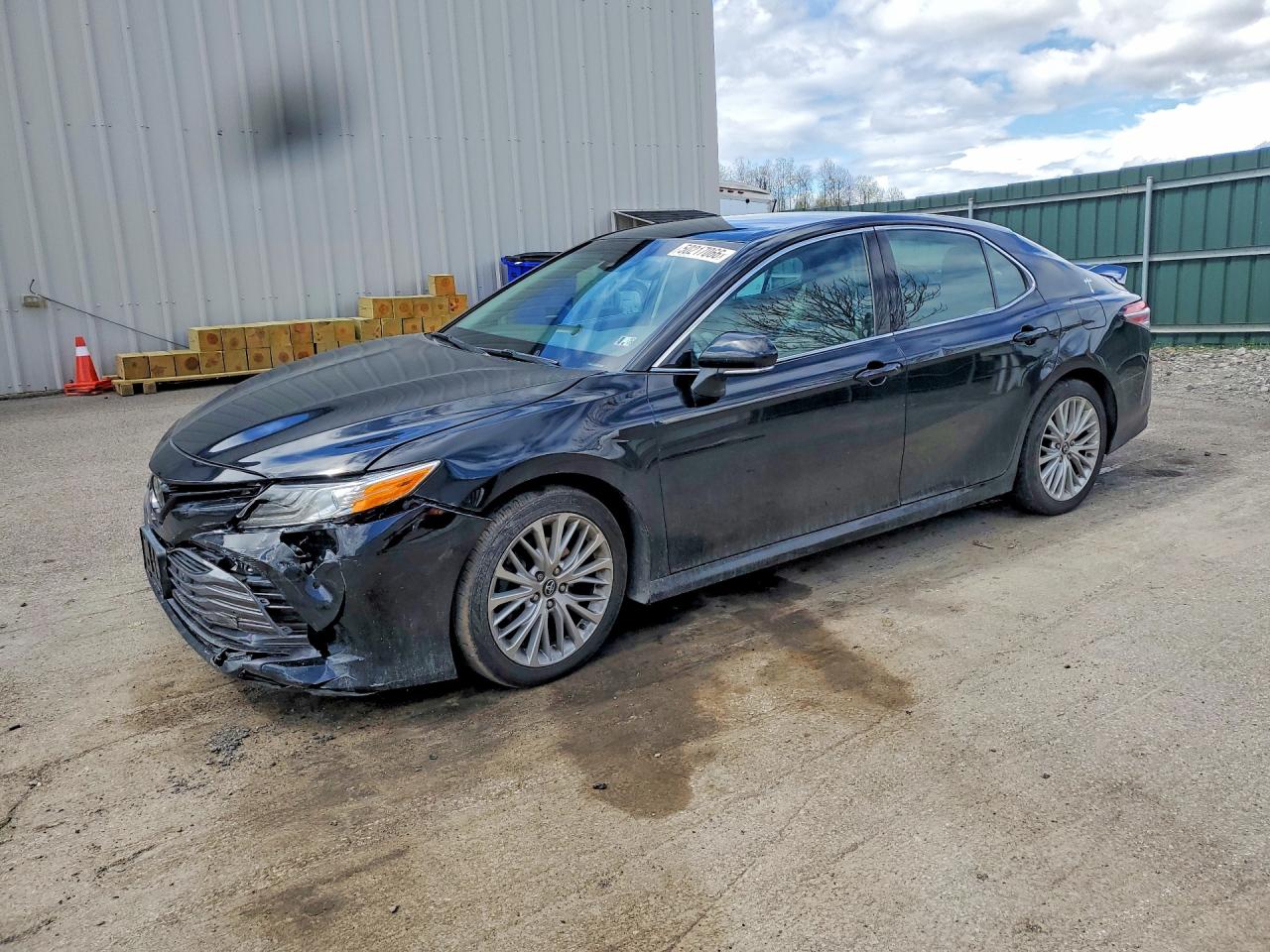 2018 TOYOTA CAMRY