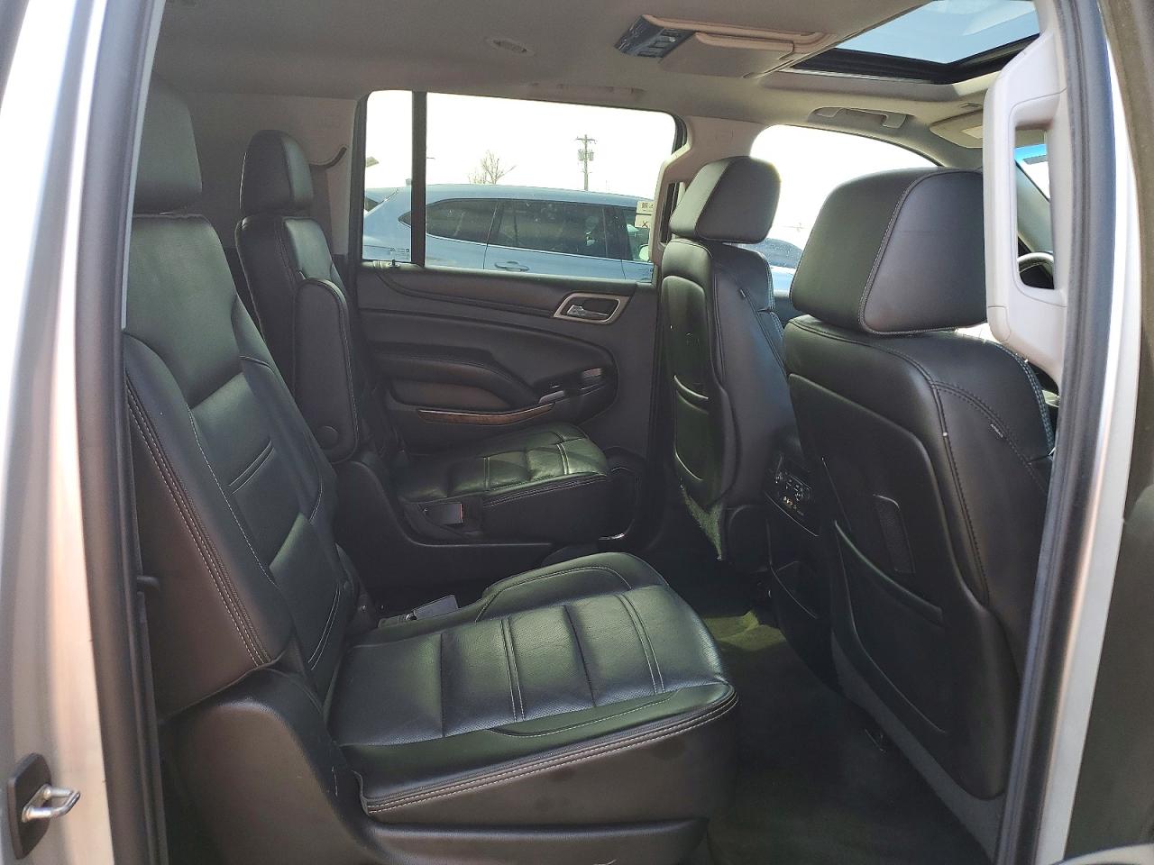 2015 GMC YUKON