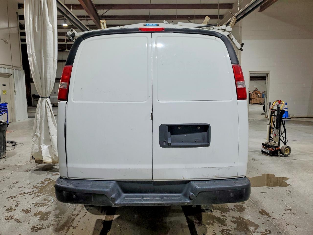 2017 CHEVROLET EXPRESS