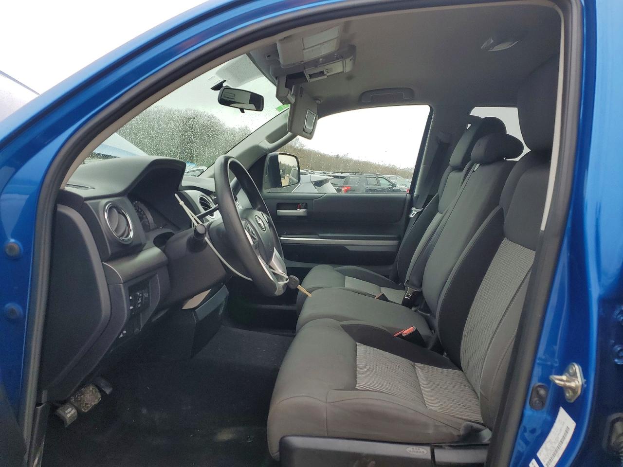 2016 TOYOTA TUNDRA
