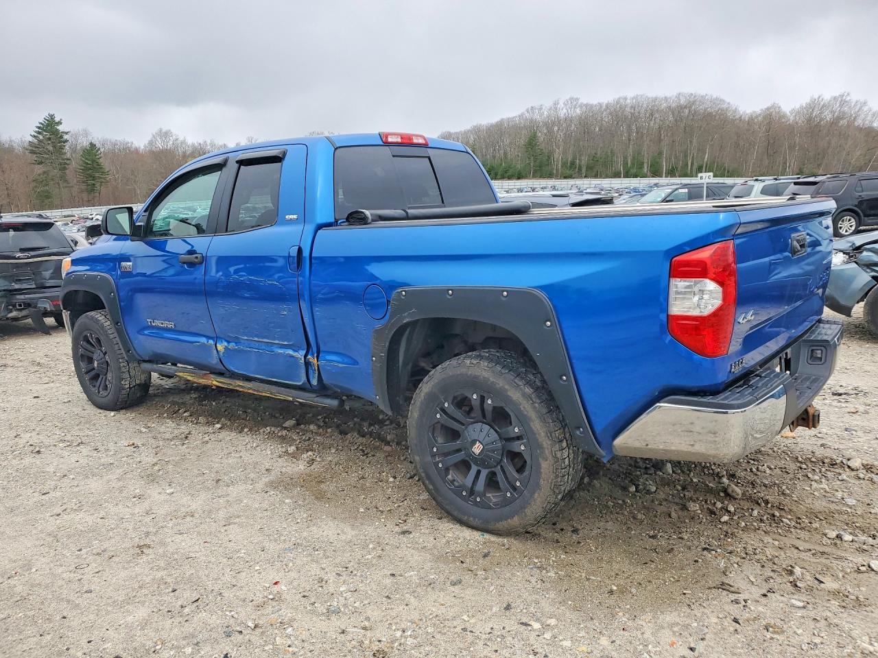 2016 TOYOTA TUNDRA