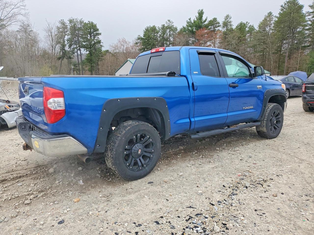 2016 TOYOTA TUNDRA