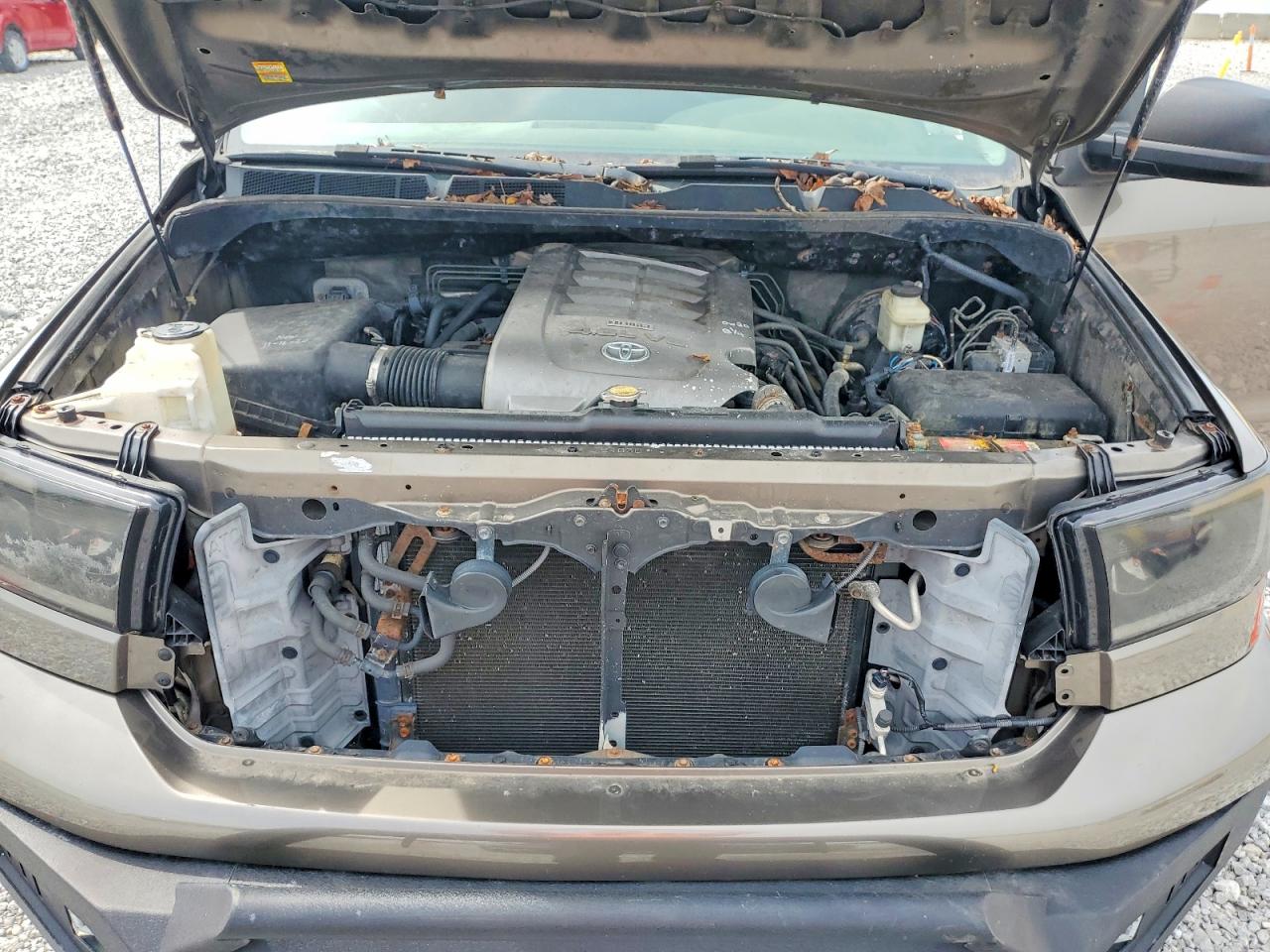 2010 TOYOTA TUNDRA