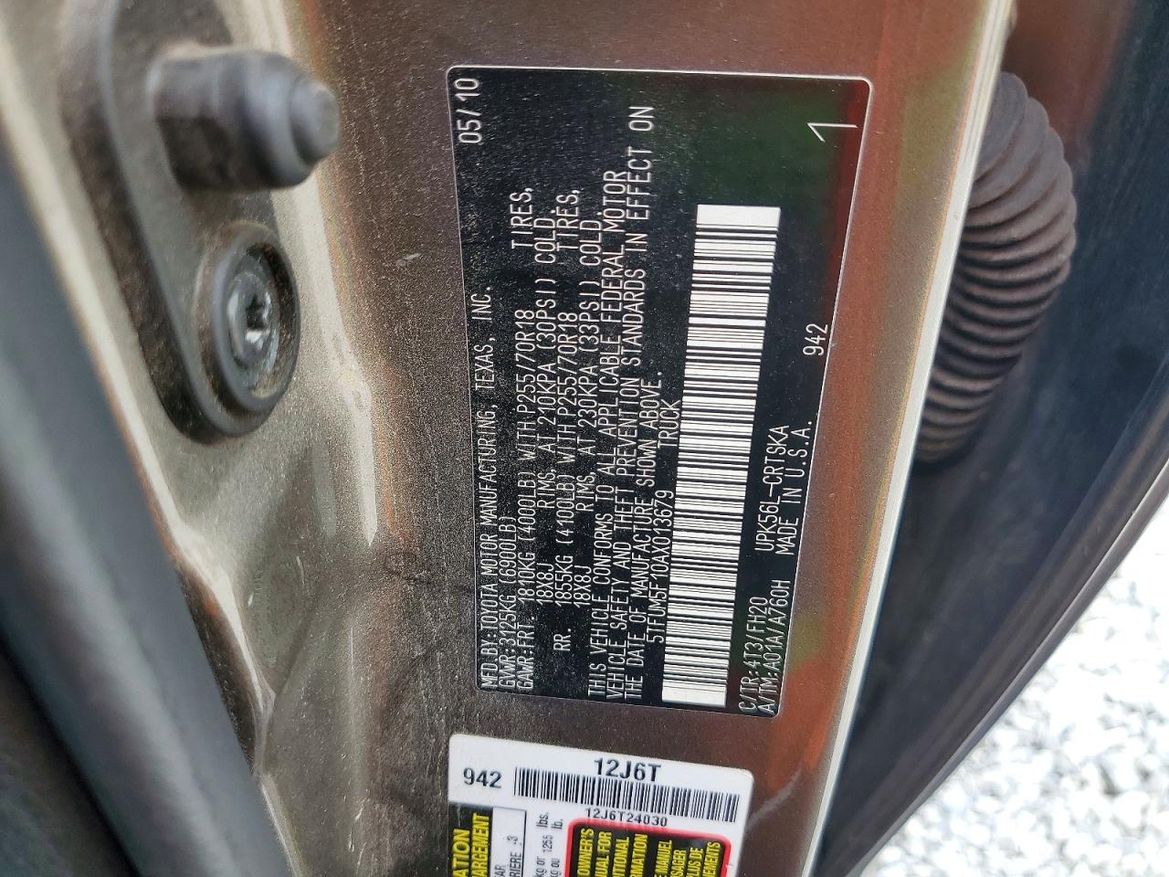 2010 TOYOTA TUNDRA