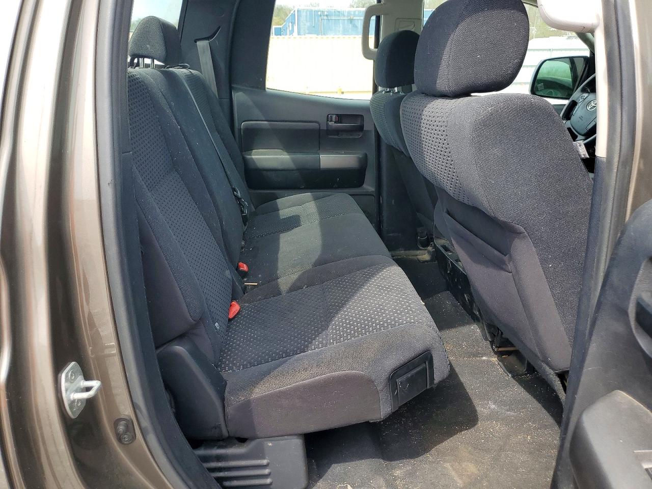 2010 TOYOTA TUNDRA