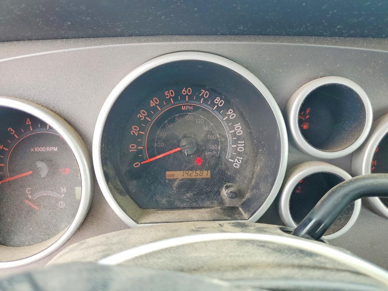 2010 TOYOTA TUNDRA