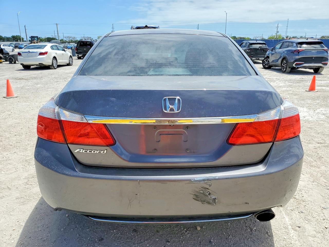 2015 HONDA ACCORD