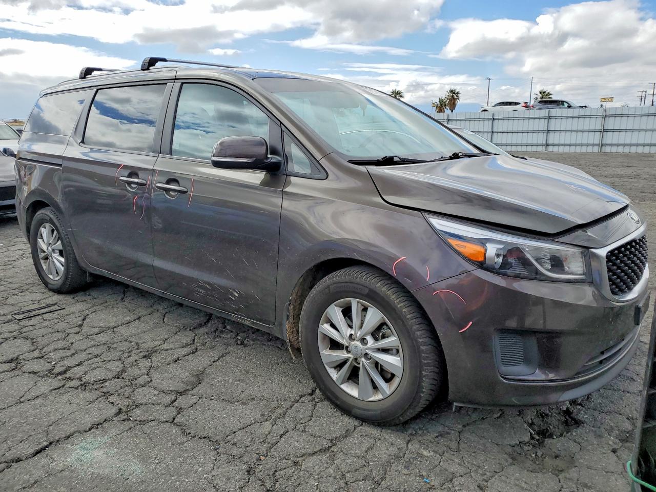 2016 KIA SEDONA
