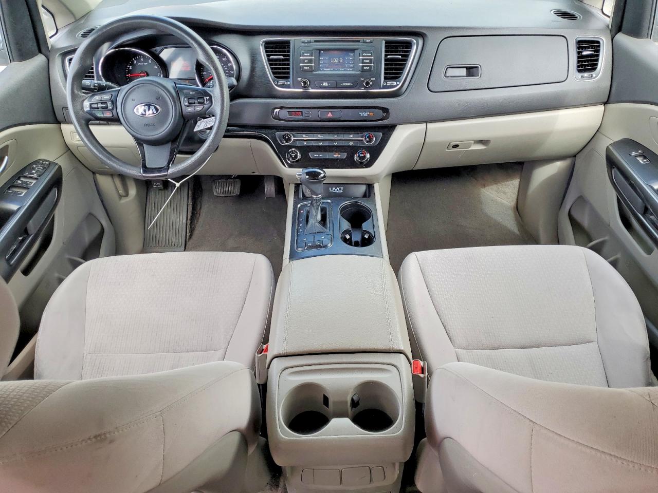 2016 KIA SEDONA