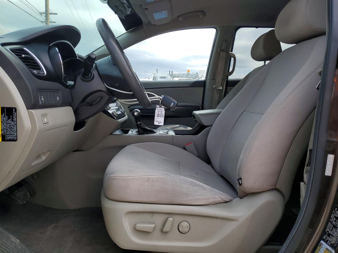 2016 KIA SEDONA