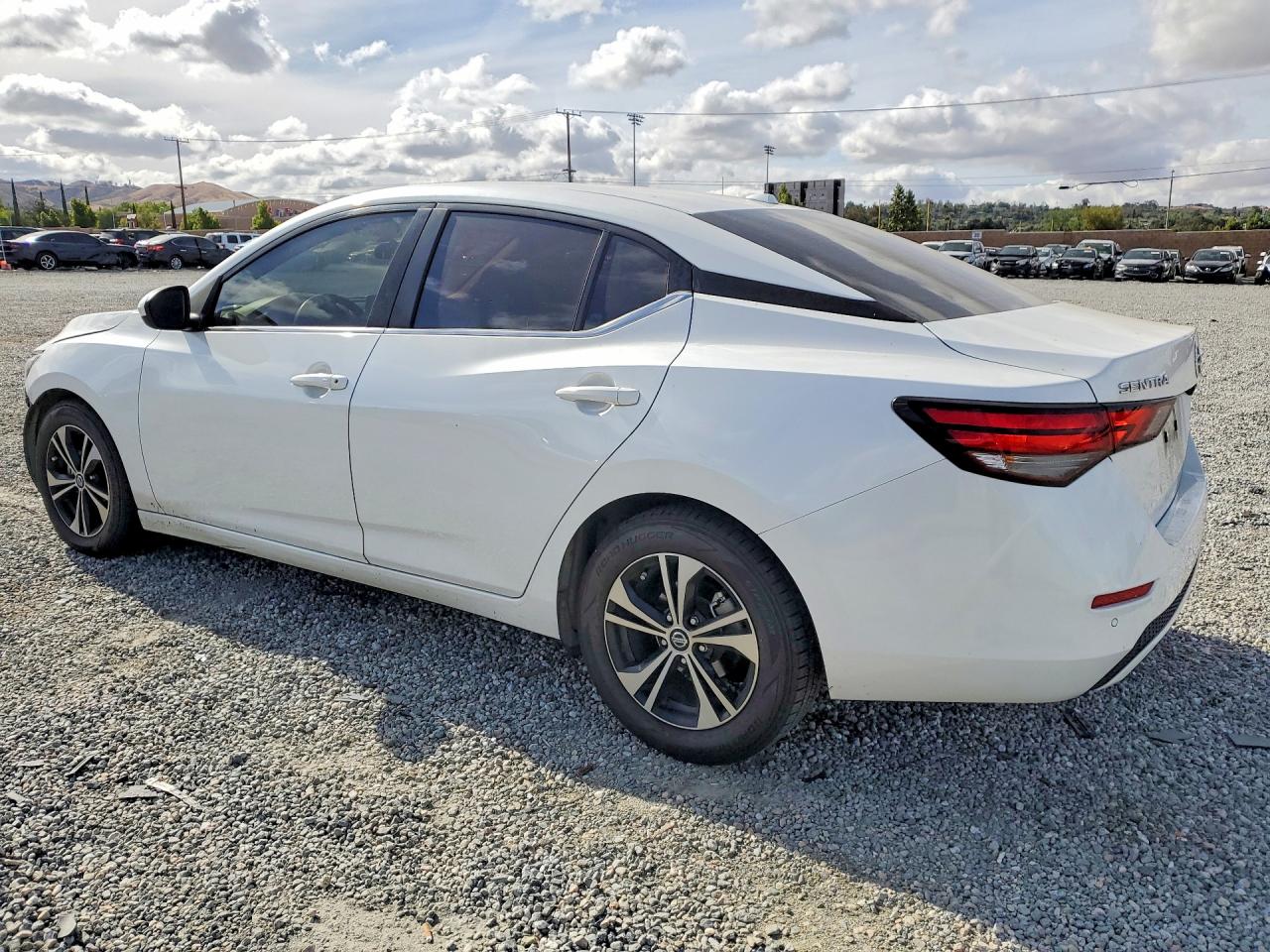 2023 NISSAN SENTRA