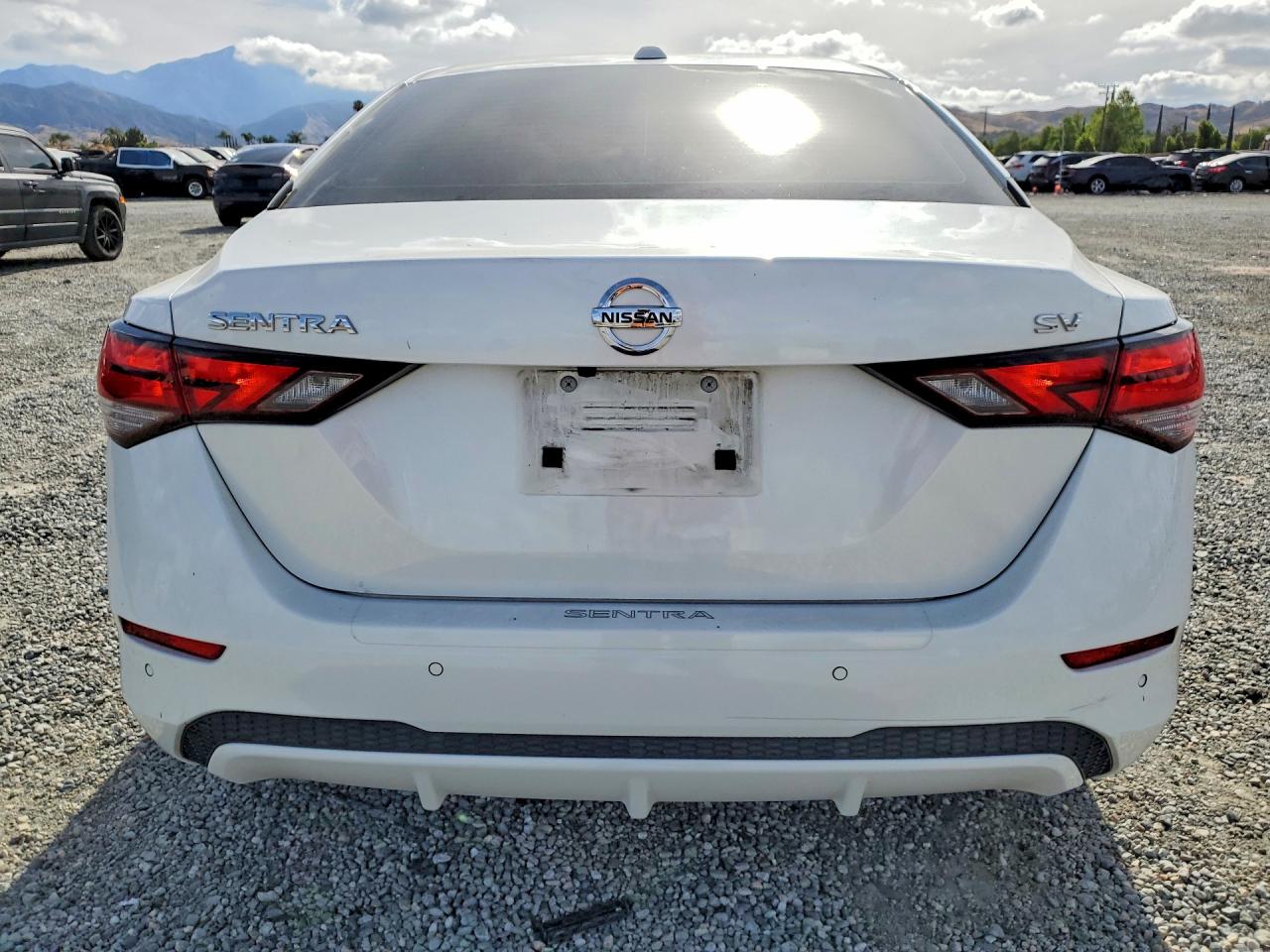 2023 NISSAN SENTRA