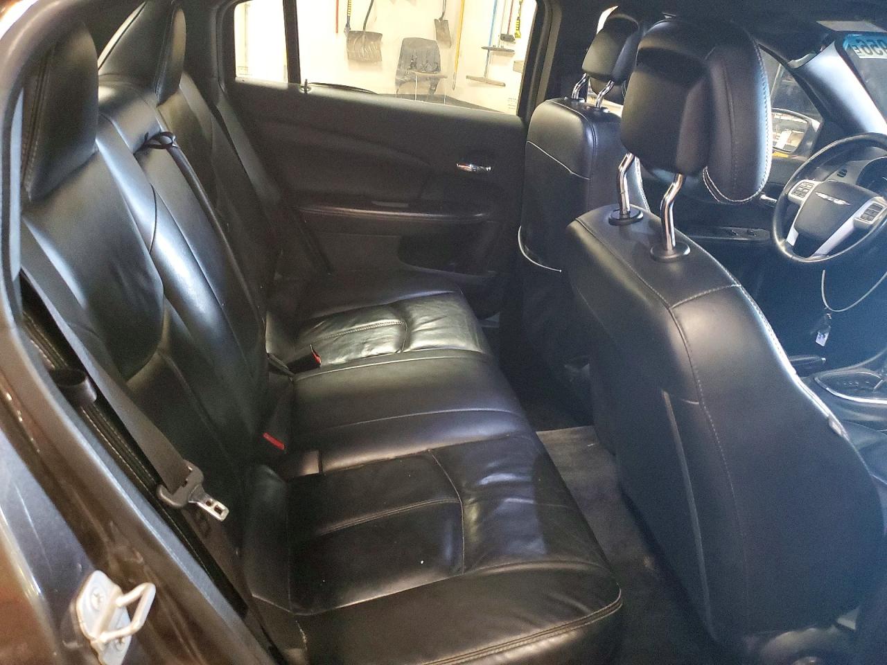 2014 CHRYSLER 200