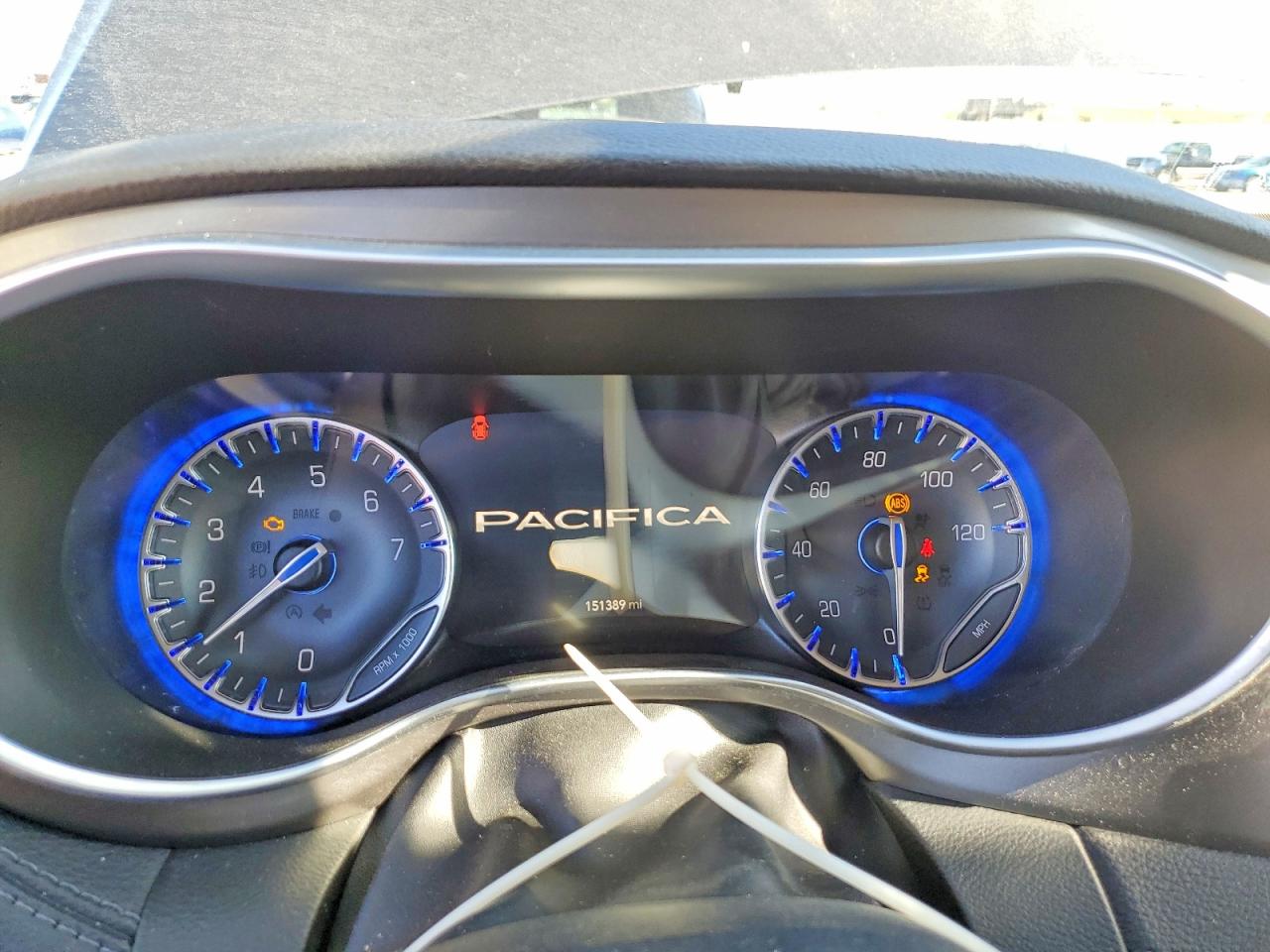 2017 CHRYSLER PACIFICA