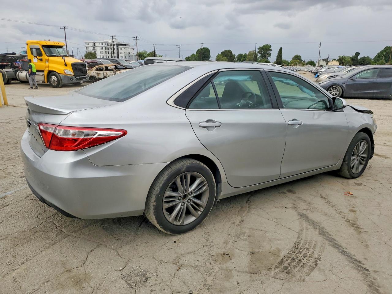 2017 TOYOTA CAMRY