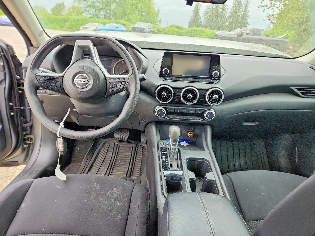 2022 NISSAN SENTRA