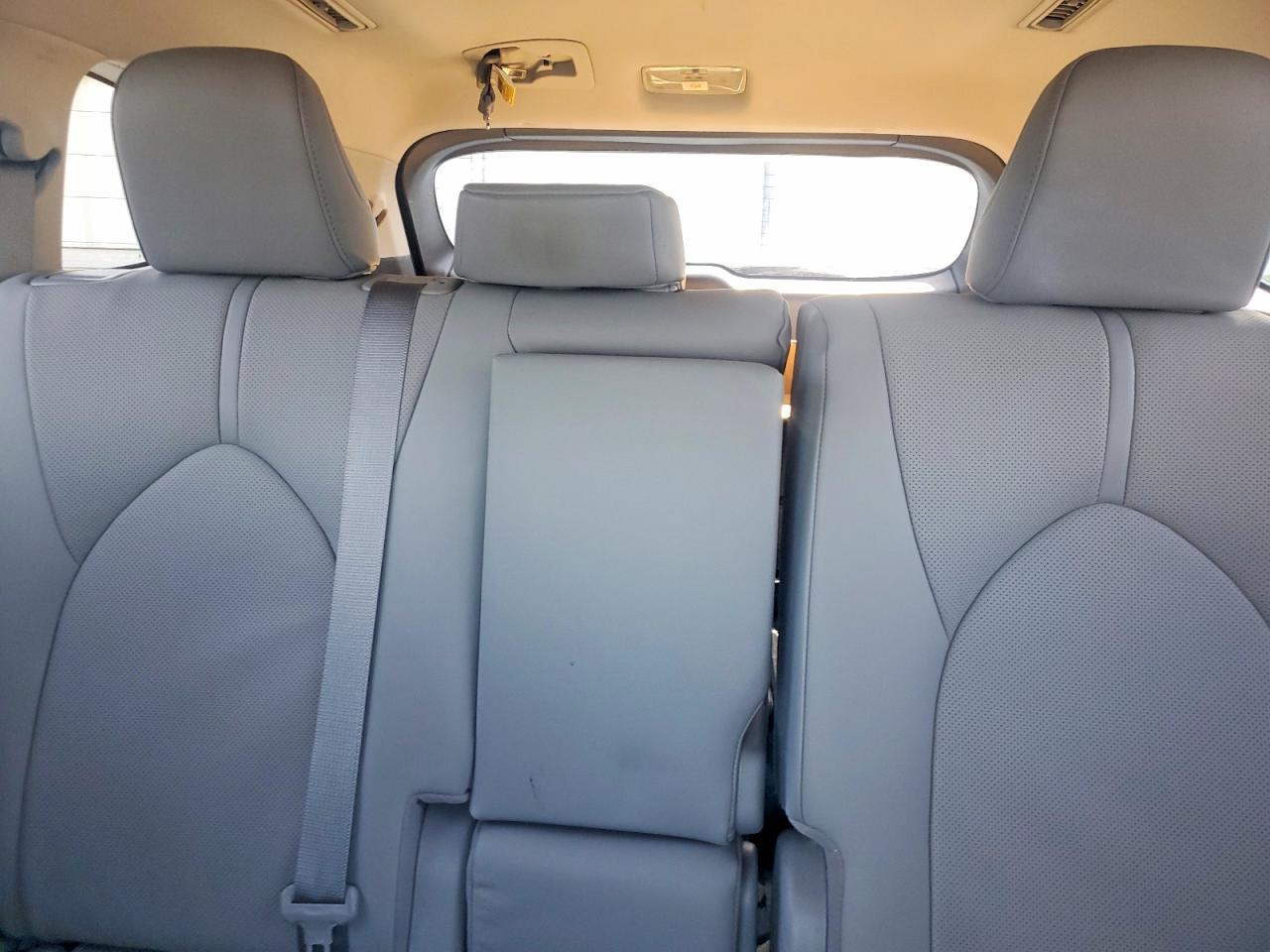 2020 TOYOTA HIGHLANDER