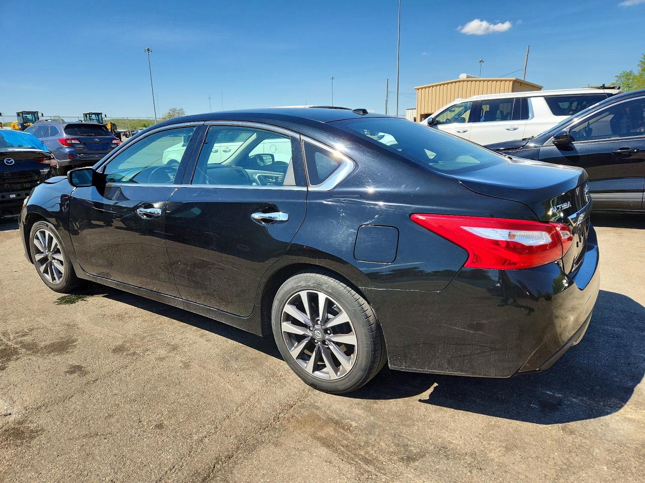 2017 NISSAN ALTIMA