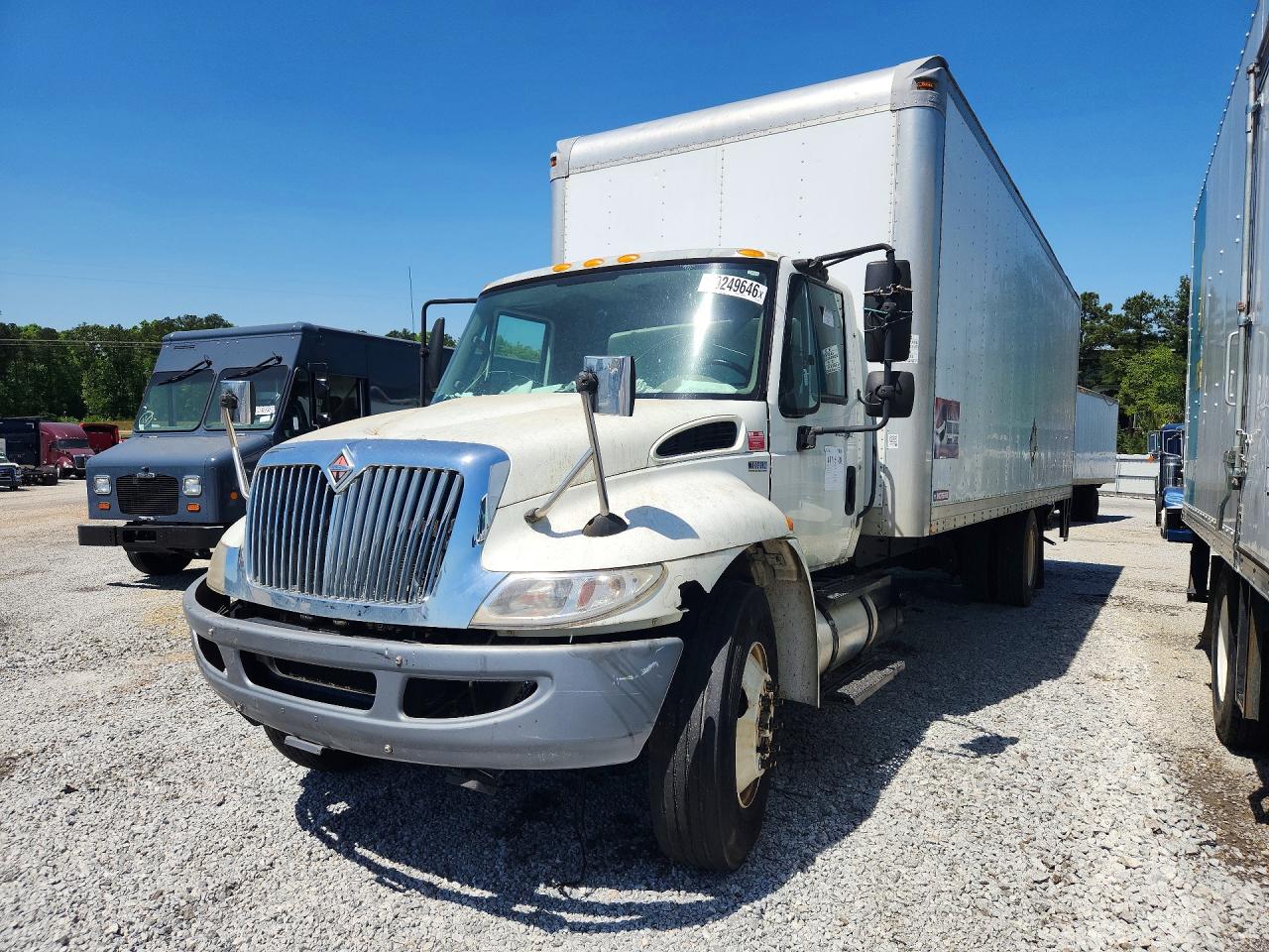 2014 INTERNATIONAL 4000 SERIE