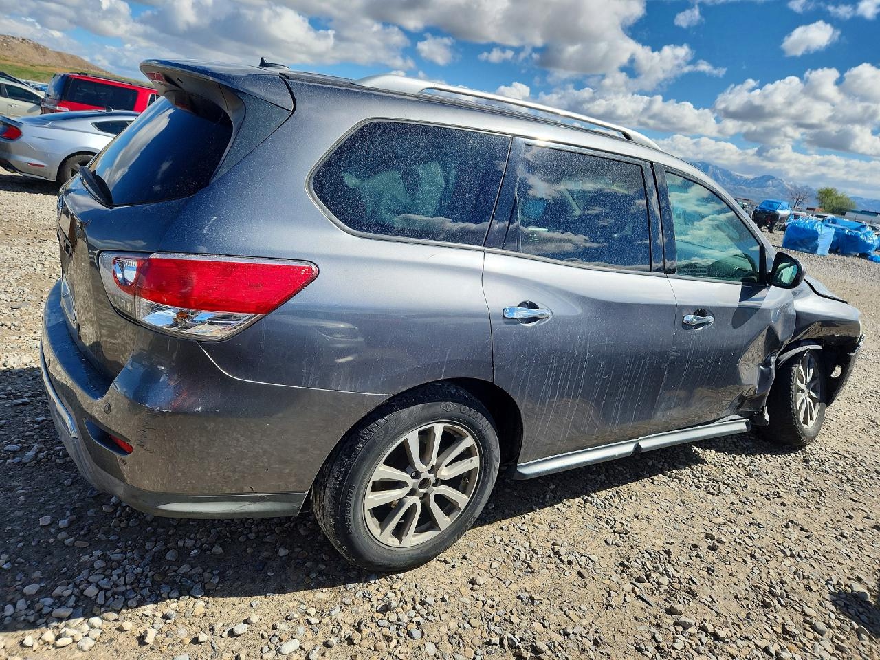 2015 NISSAN PATHFINDER
