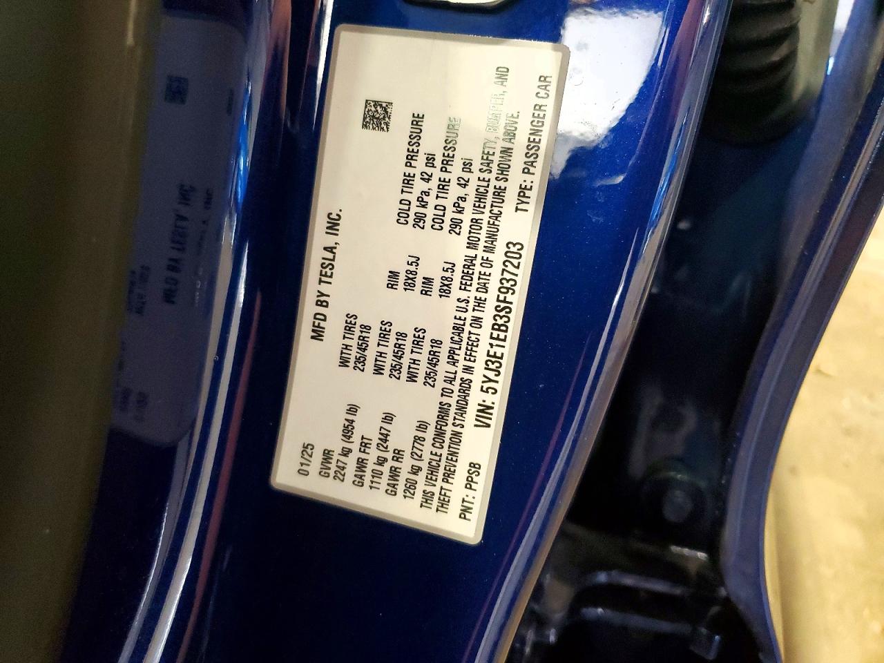 2025 TESLA MODEL 3