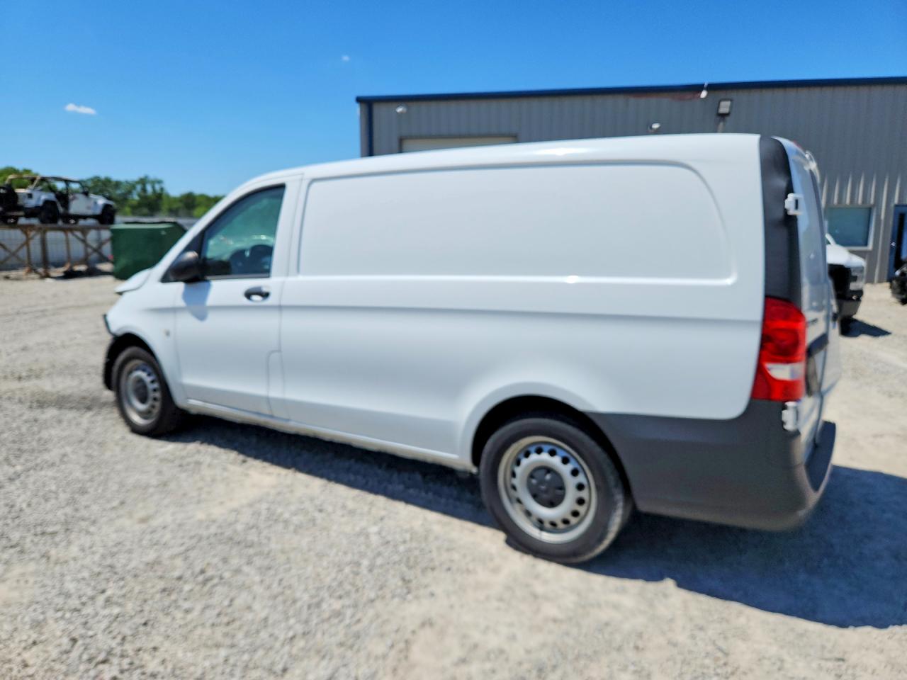 2023 MERCEDES BENZ METRIS