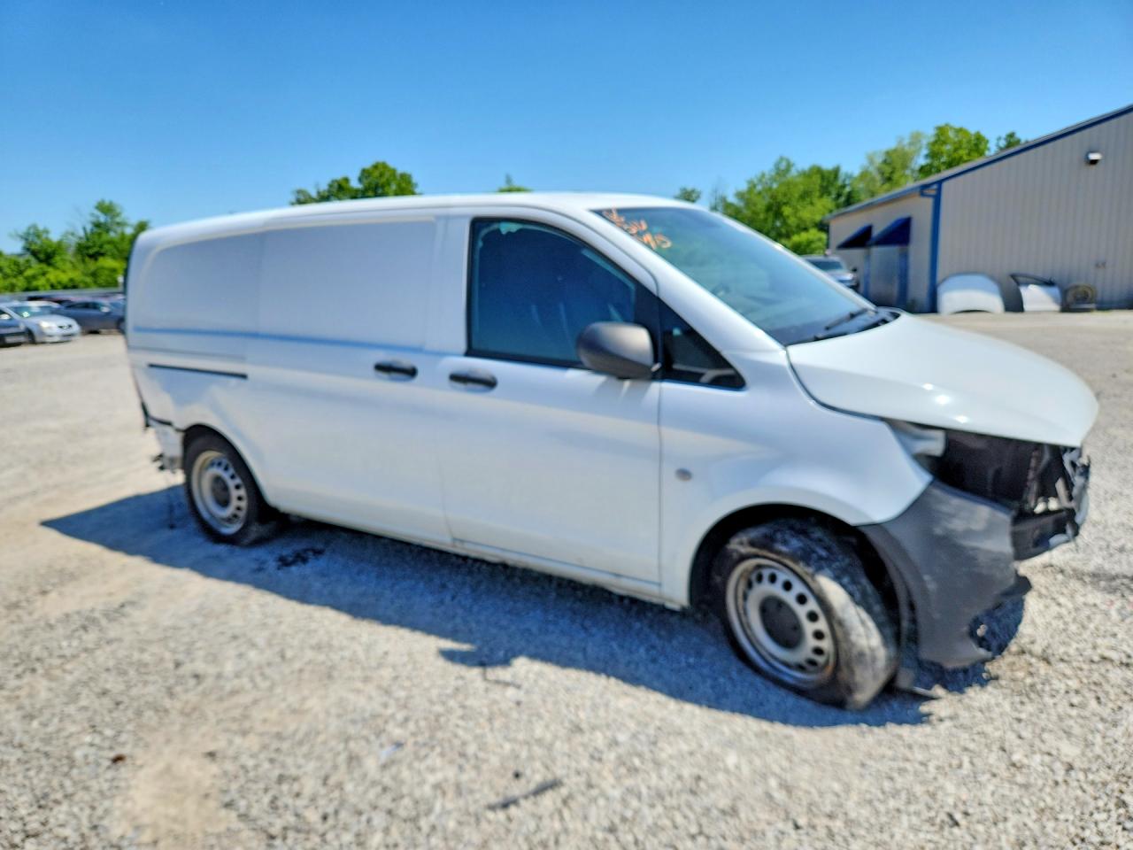 2023 MERCEDES BENZ METRIS