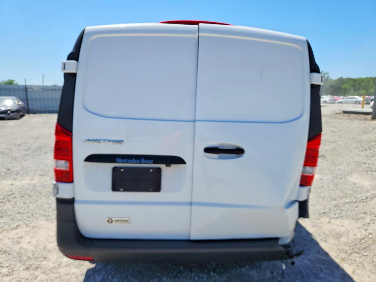 2023 MERCEDES BENZ METRIS