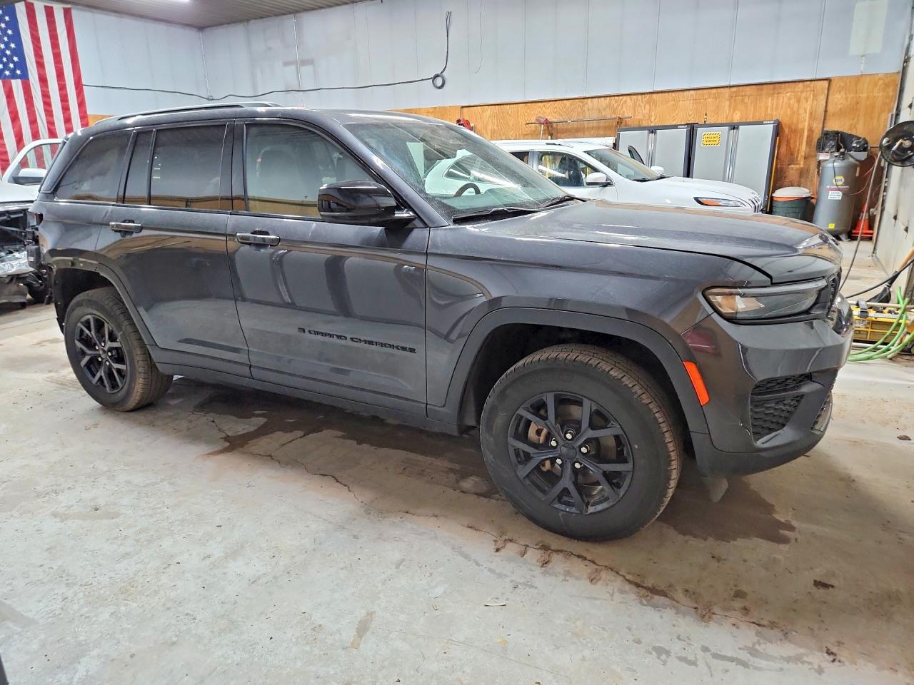 2025 JEEP CHEROKEE