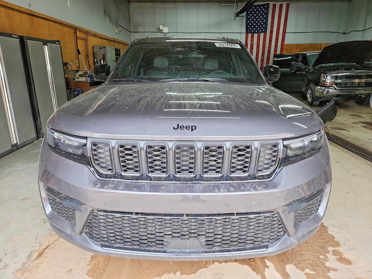 2025 JEEP CHEROKEE
