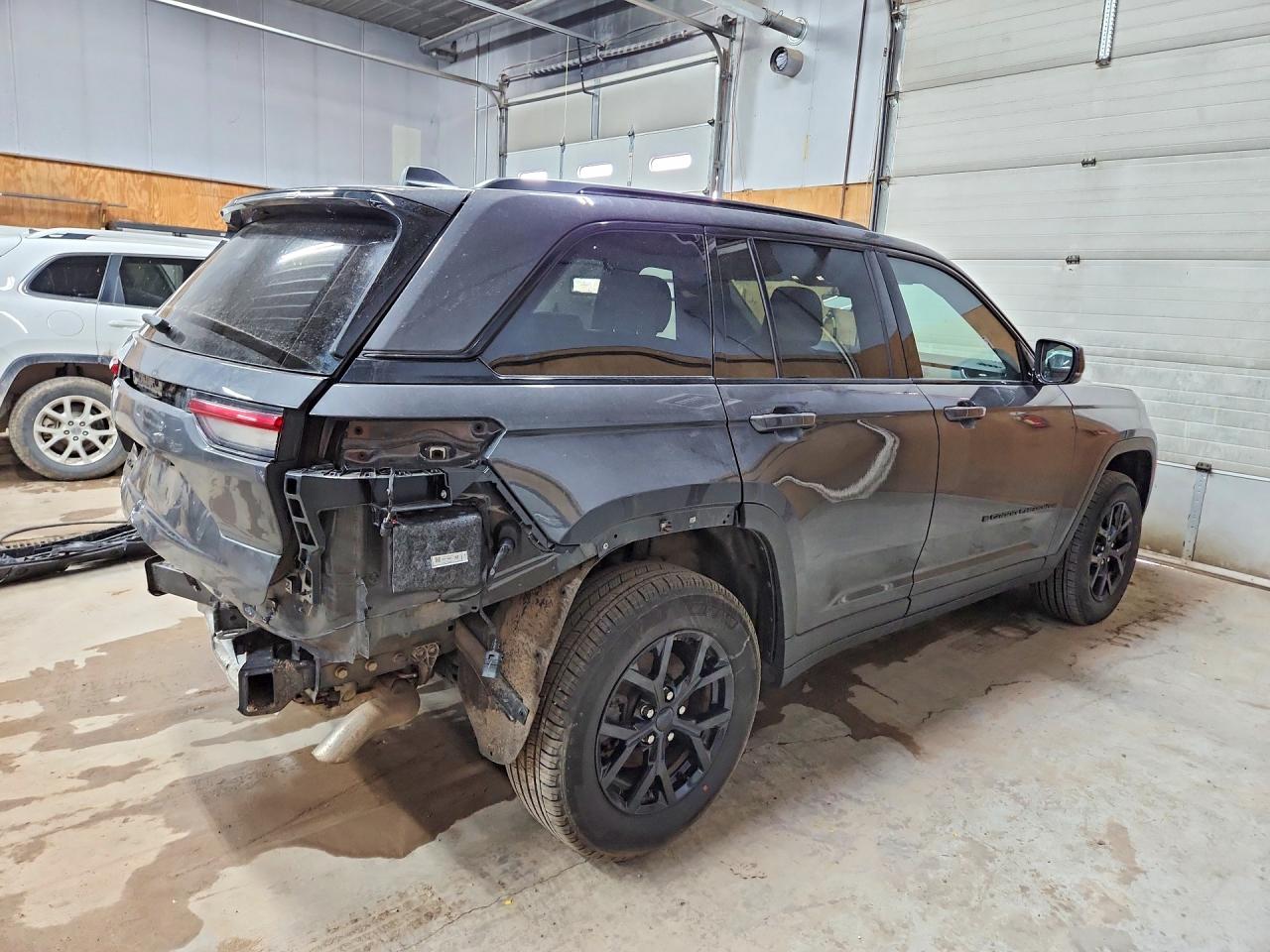 2025 JEEP CHEROKEE