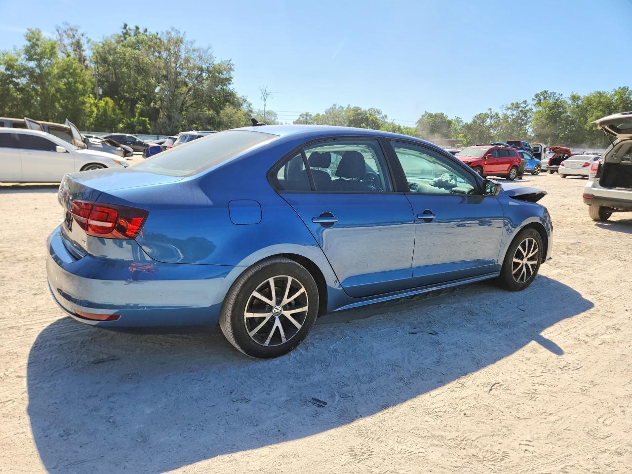 2016 VOLKSWAGEN JETTA
