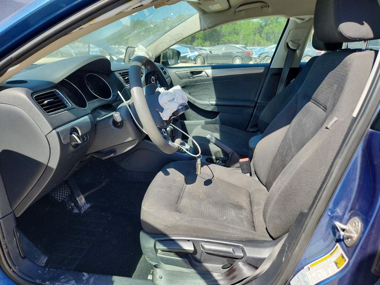 2016 VOLKSWAGEN JETTA