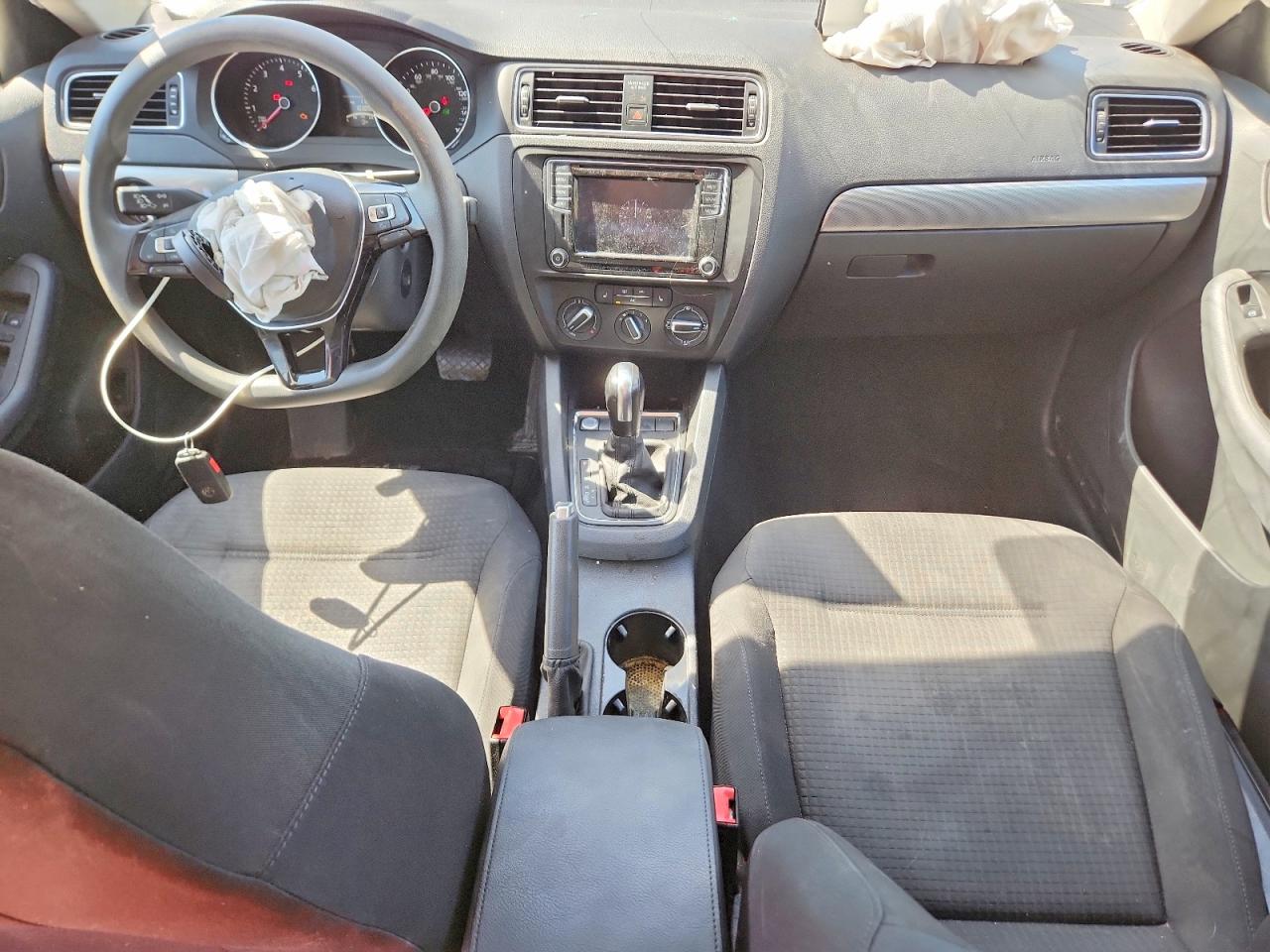 2016 VOLKSWAGEN JETTA