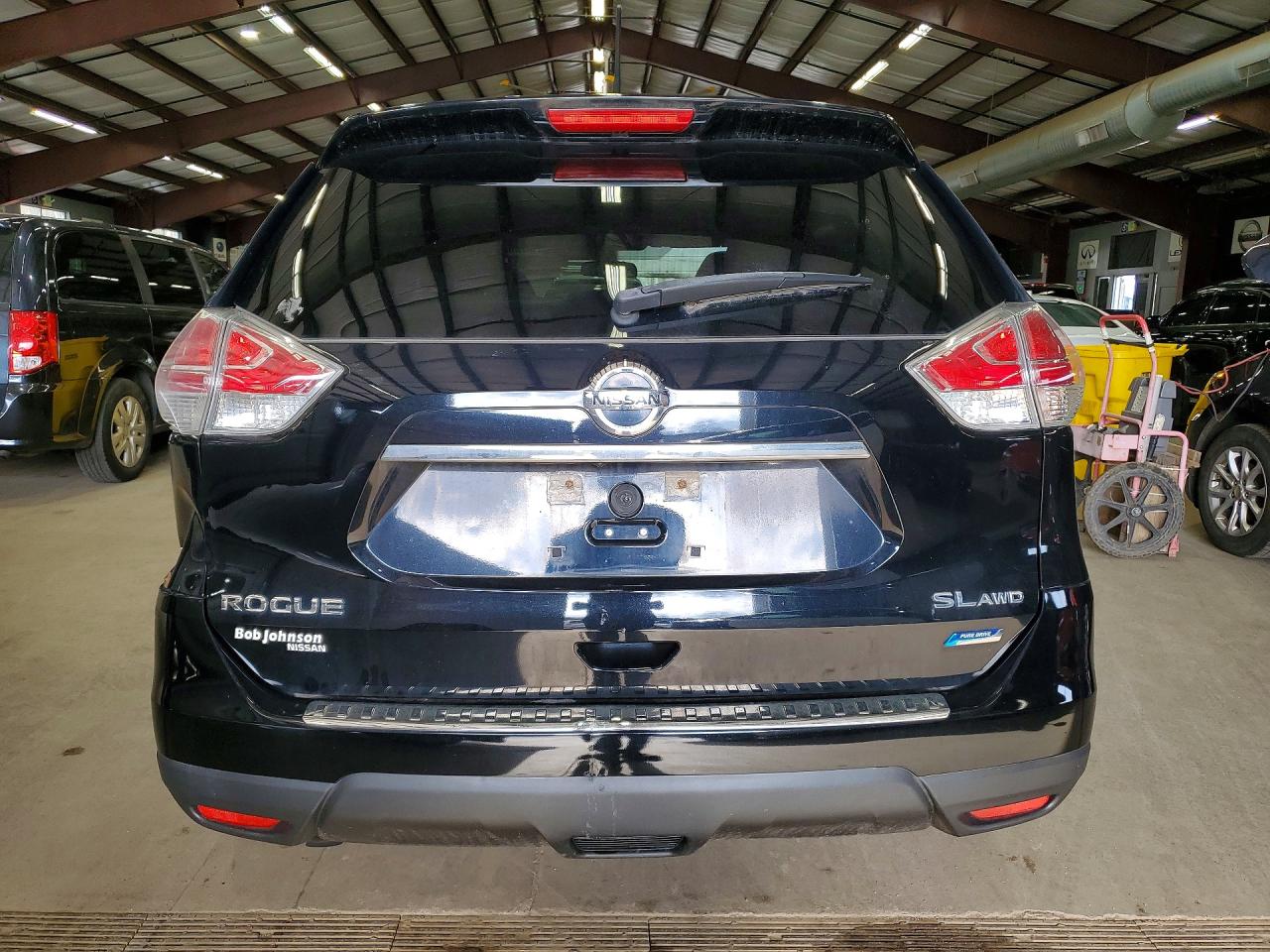 2014 NISSAN ROGUE