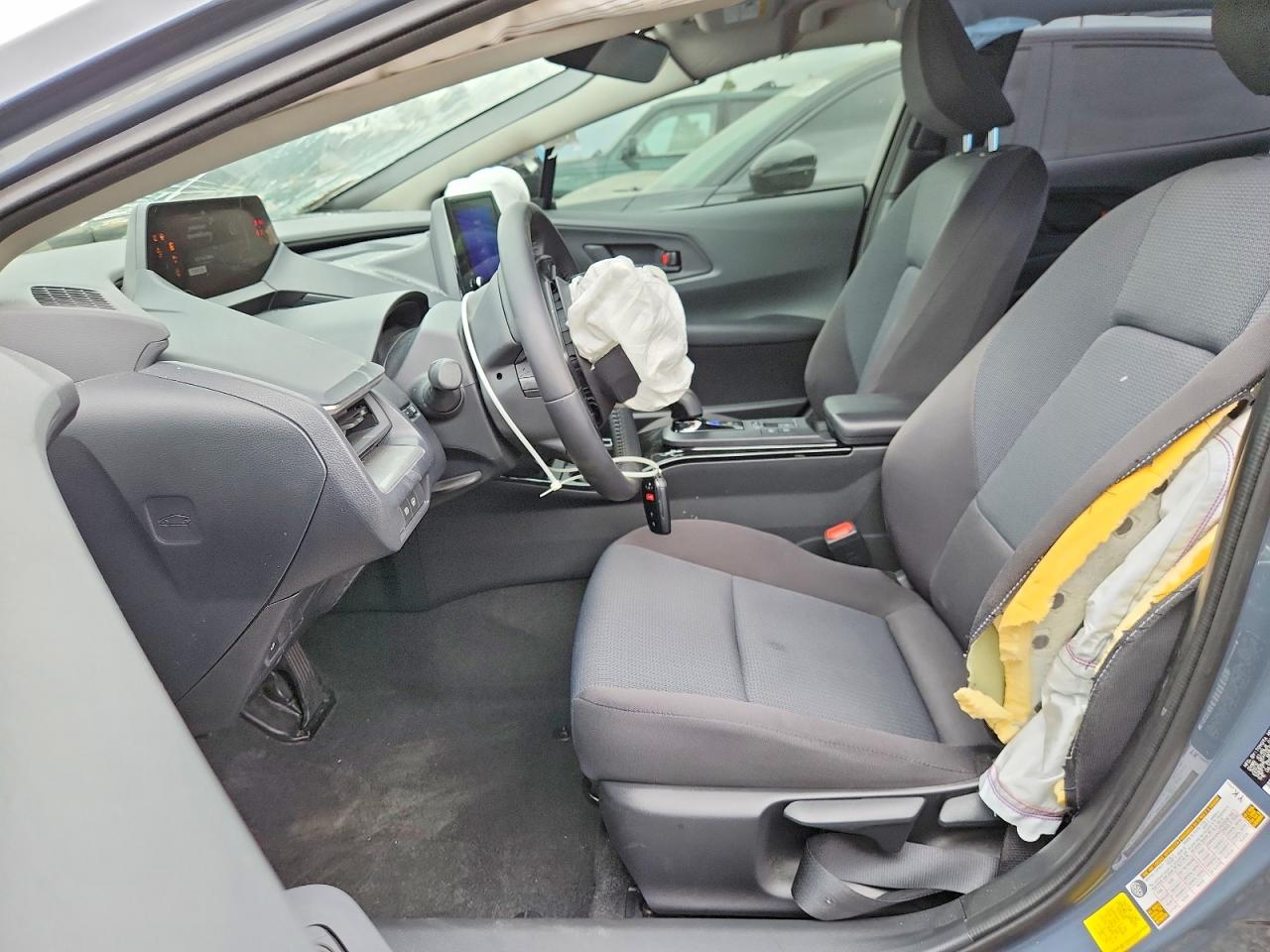 2024 TOYOTA PRIUS