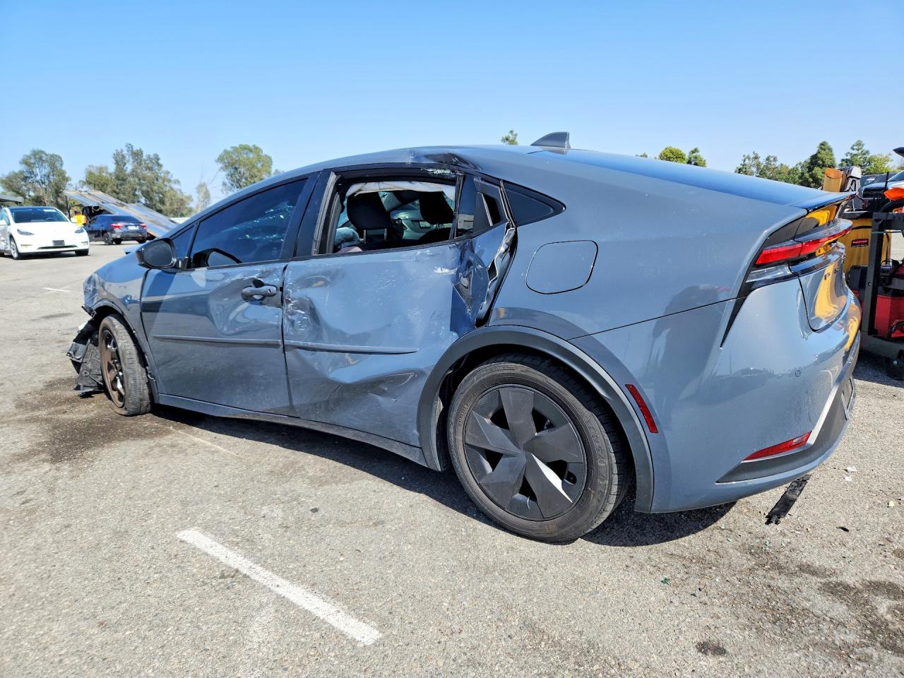 2024 TOYOTA PRIUS