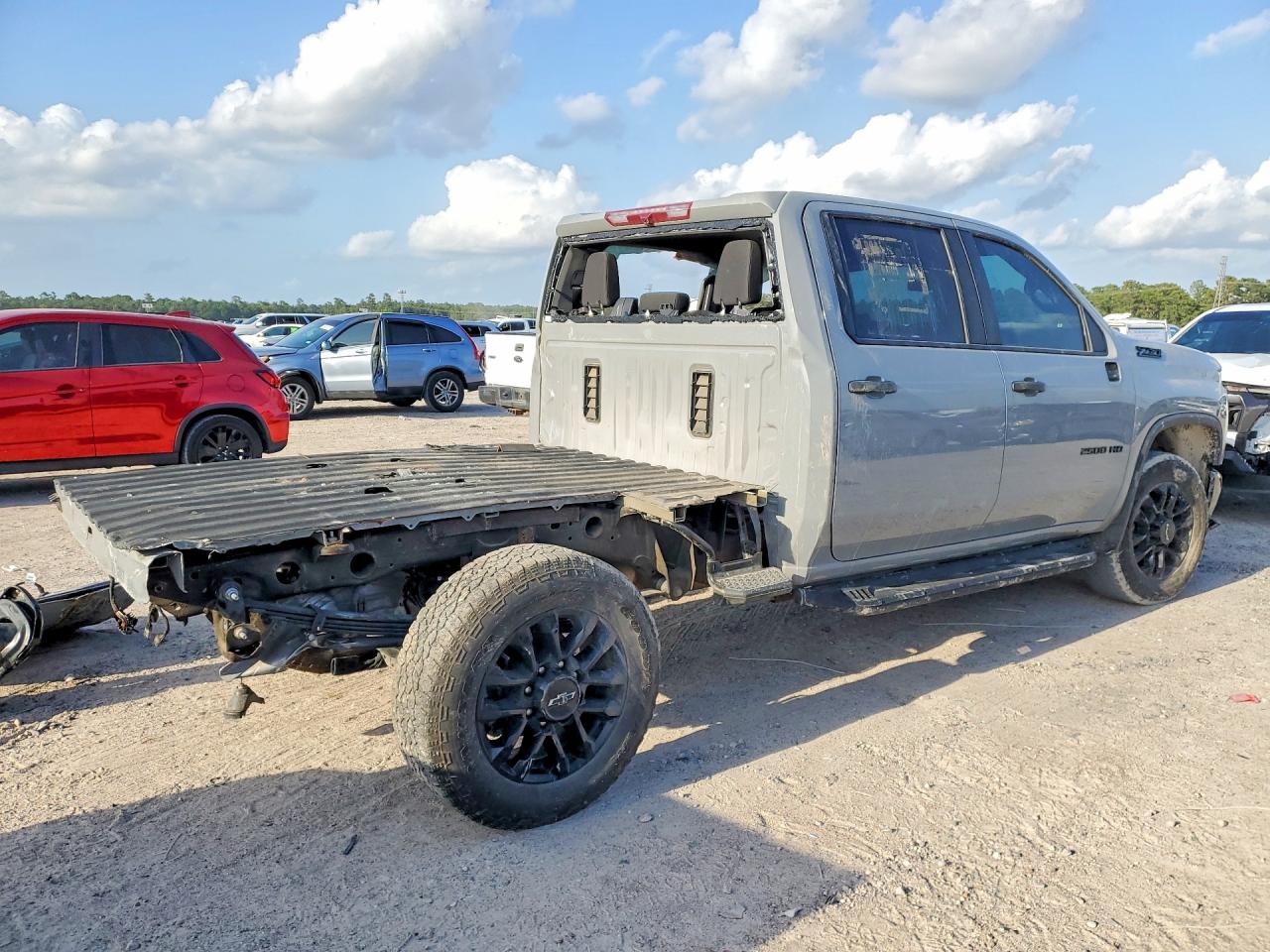 2025 CHEVROLET SILVERADO