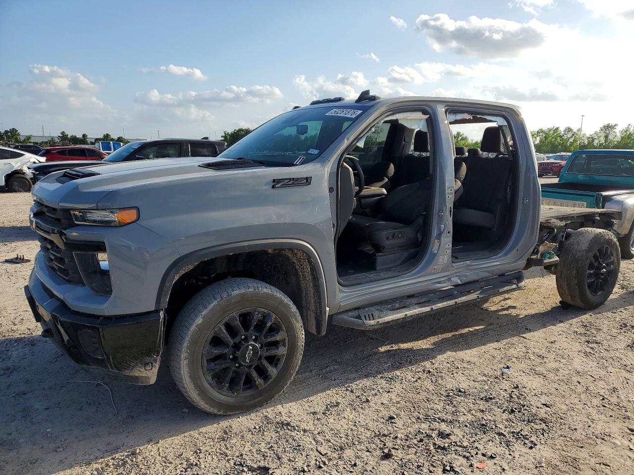 2025 CHEVROLET SILVERADO