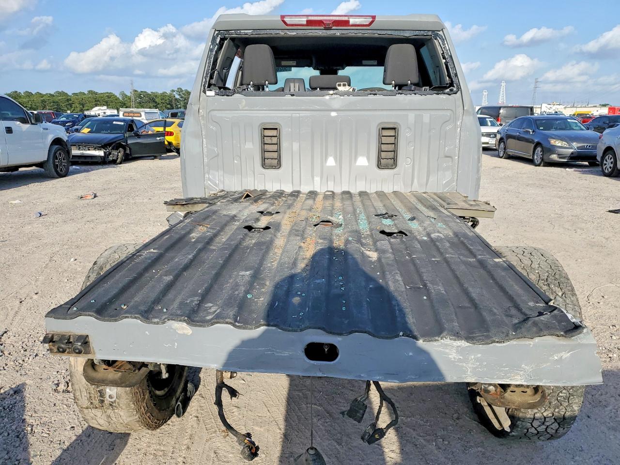 2025 CHEVROLET SILVERADO