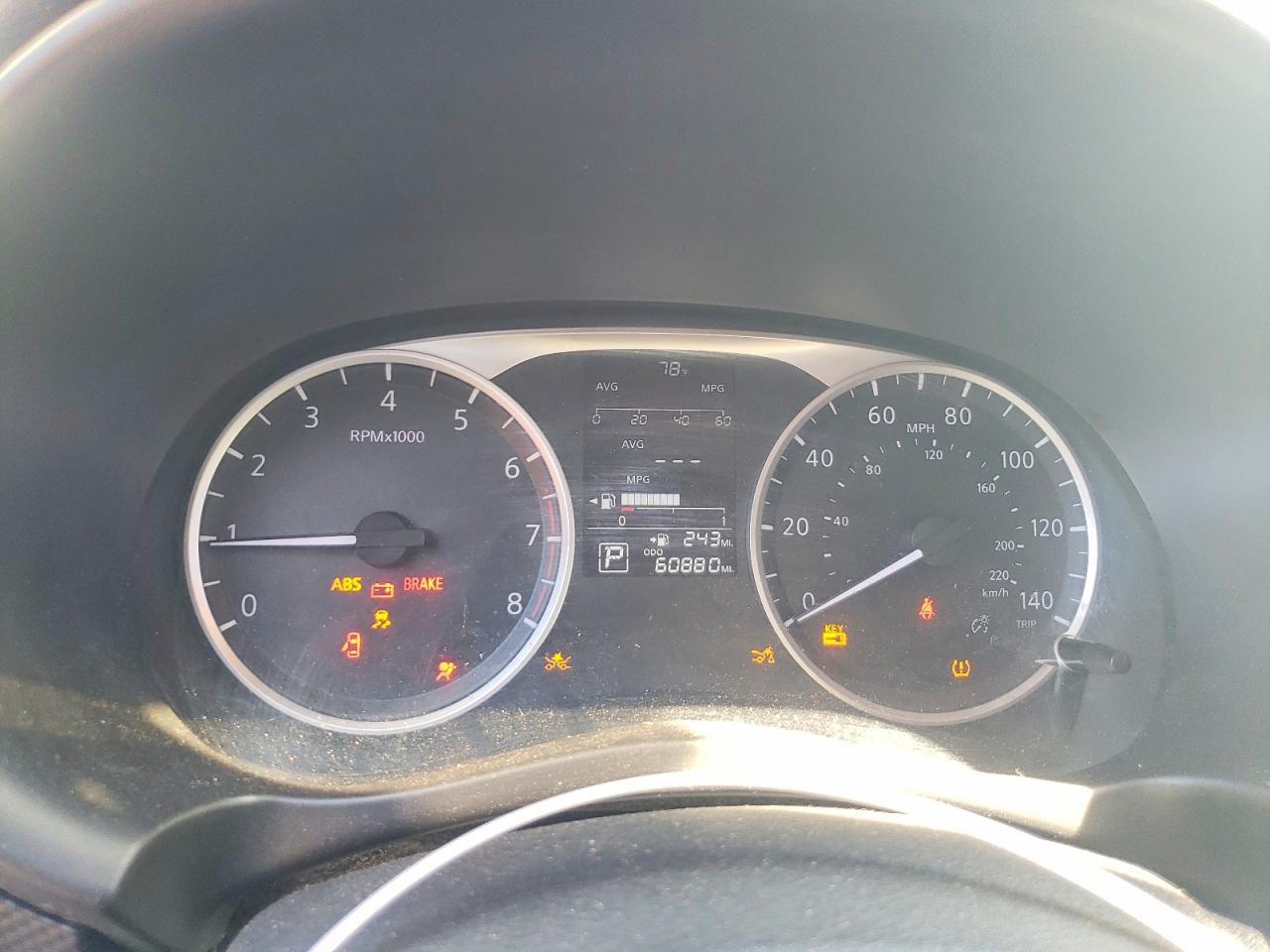 2021 NISSAN KICKS
