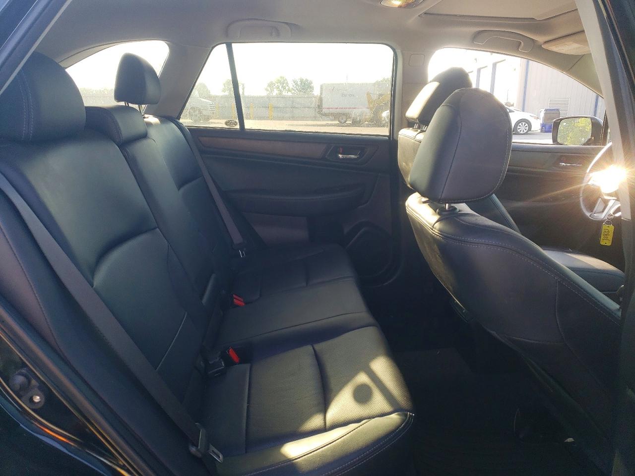 2017 SUBARU OUTBACK