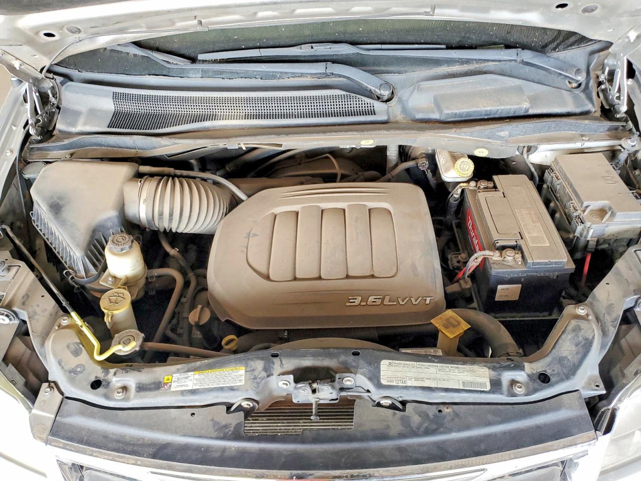 2011 CHRYSLER MINIVAN