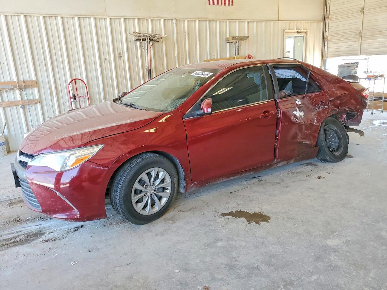2016 TOYOTA CAMRY