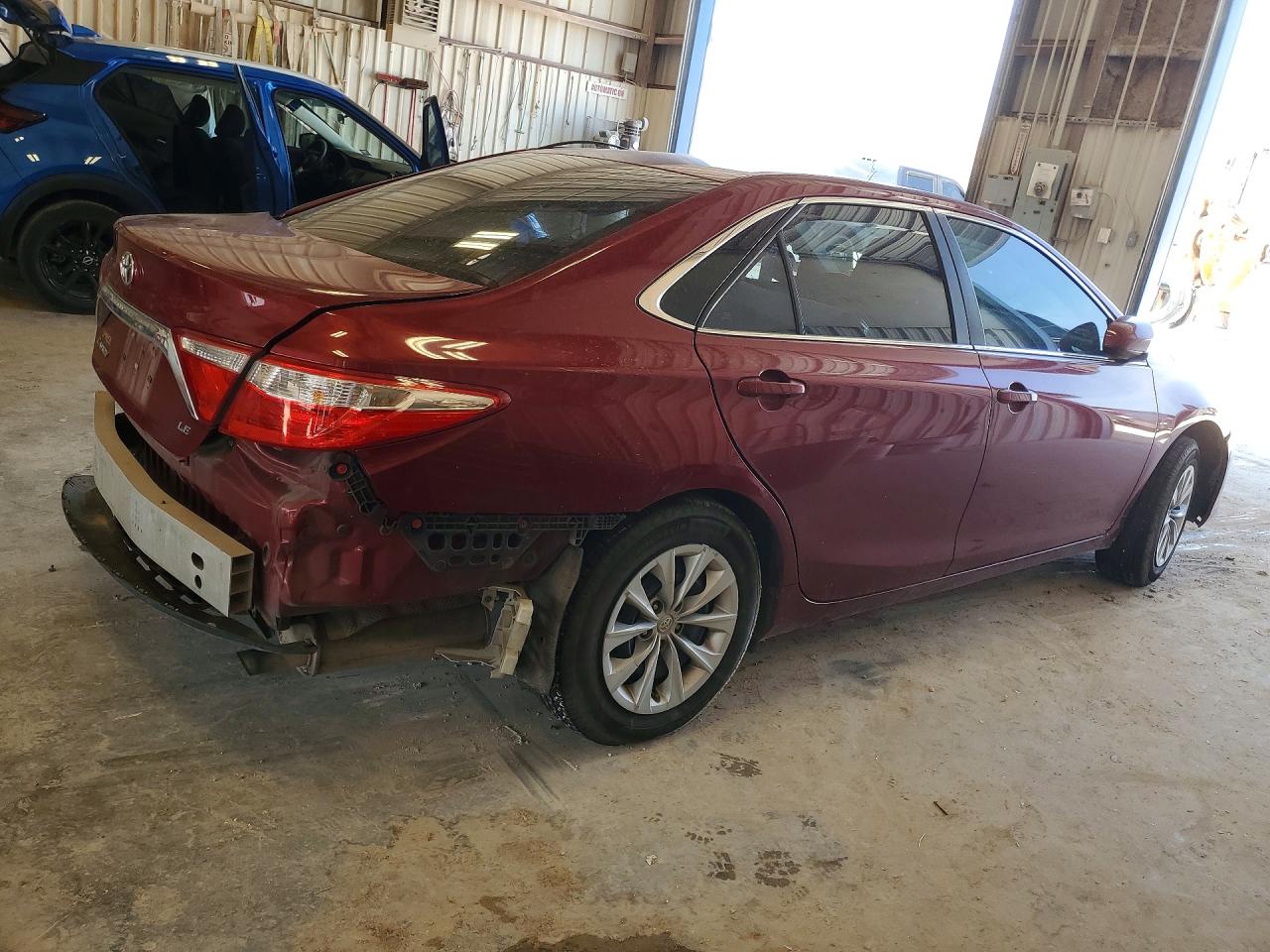 2016 TOYOTA CAMRY