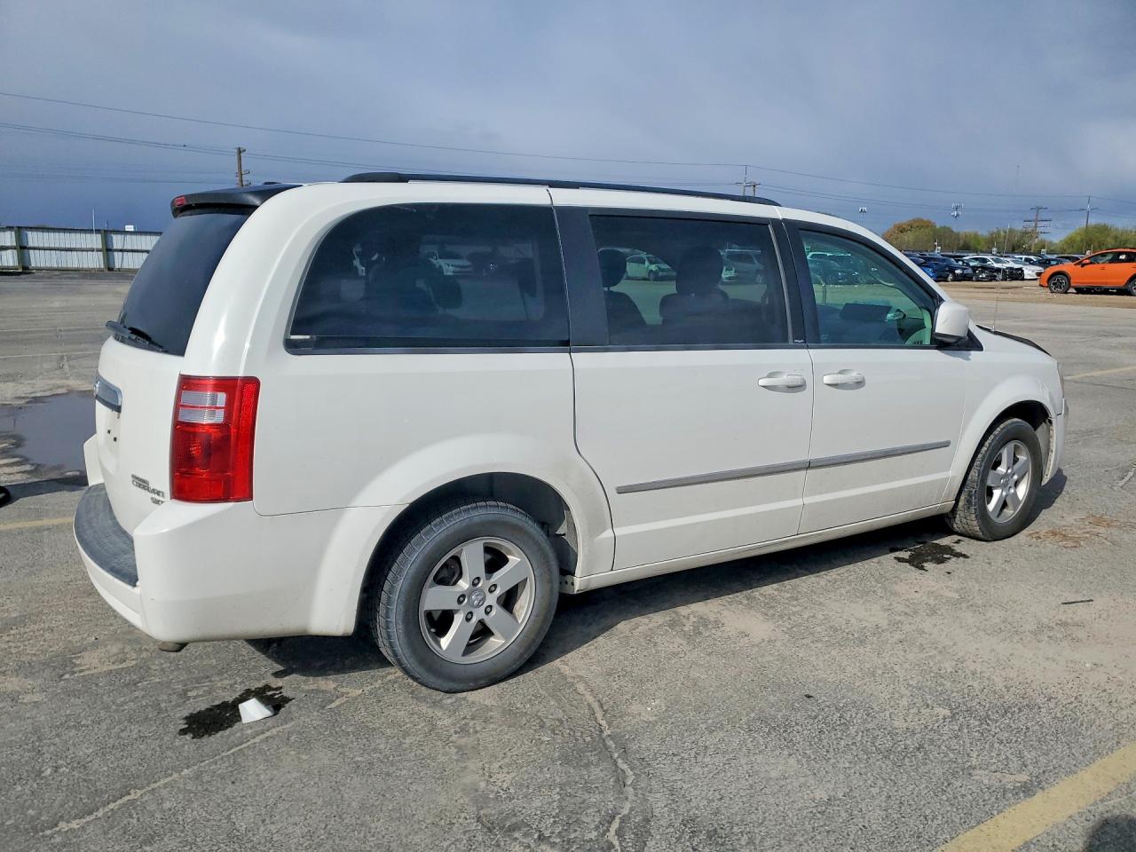 2010 DODGE CARAVAN