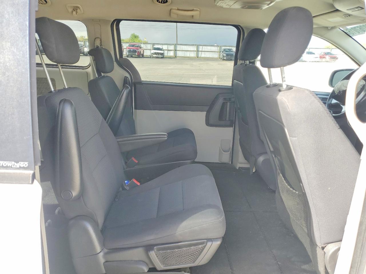 2010 DODGE CARAVAN