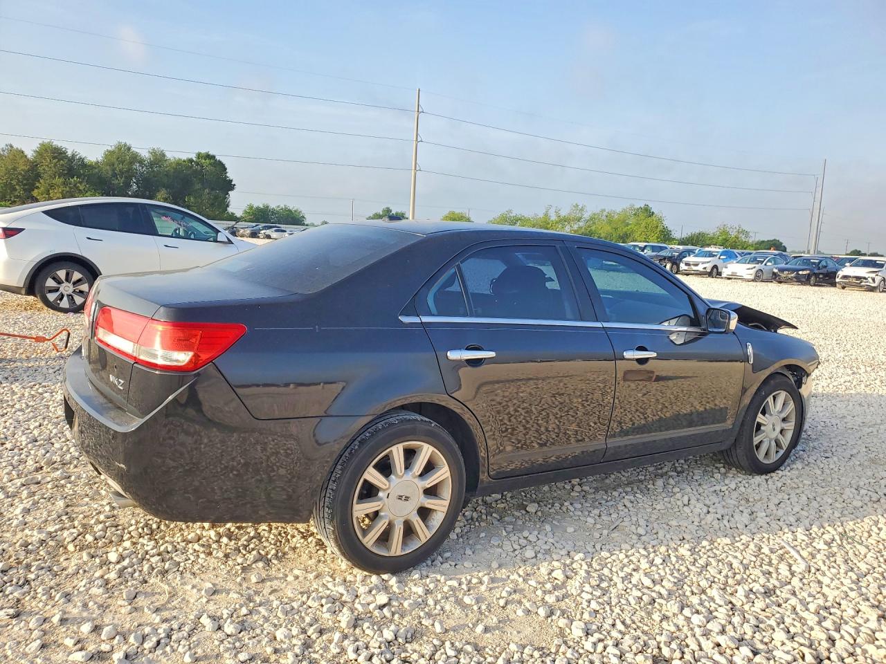 2011 LINCOLN MKZ