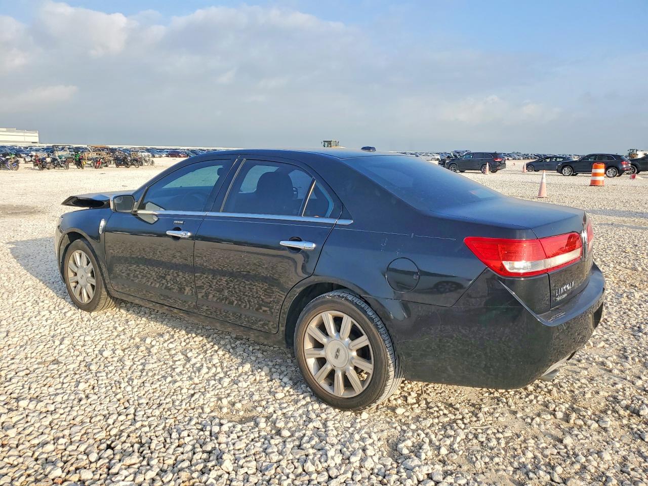 2011 LINCOLN MKZ